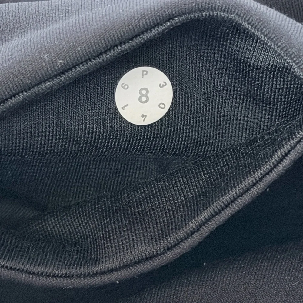 Lululemon Hot Like Agni Crop (23